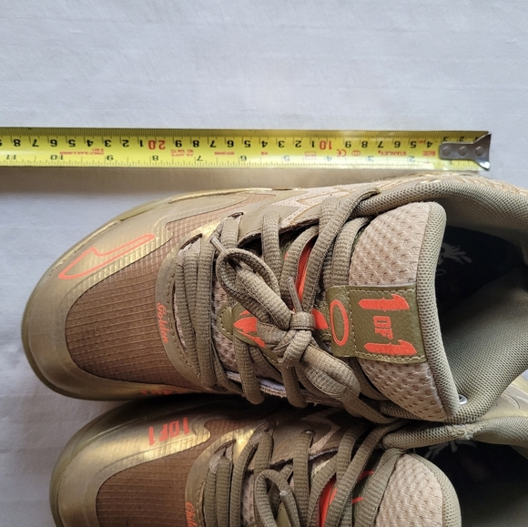 Brasil The NeverWorn V Sneakers | PUMA Puma Gold and Tan High-Top Sneakers Size 7.5 Men
